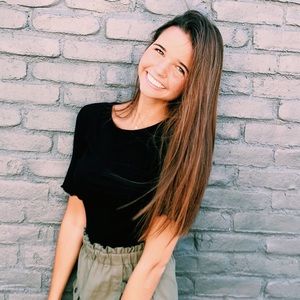 Meet your Posher, Anna